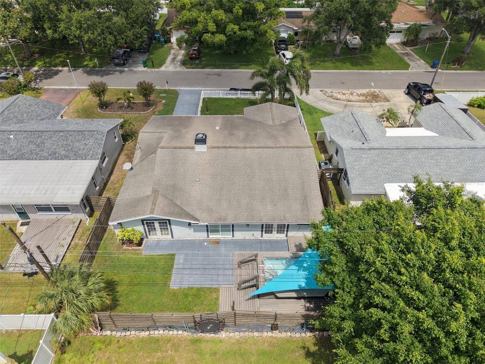 11084 102ND TER, Seminole, FL 33778