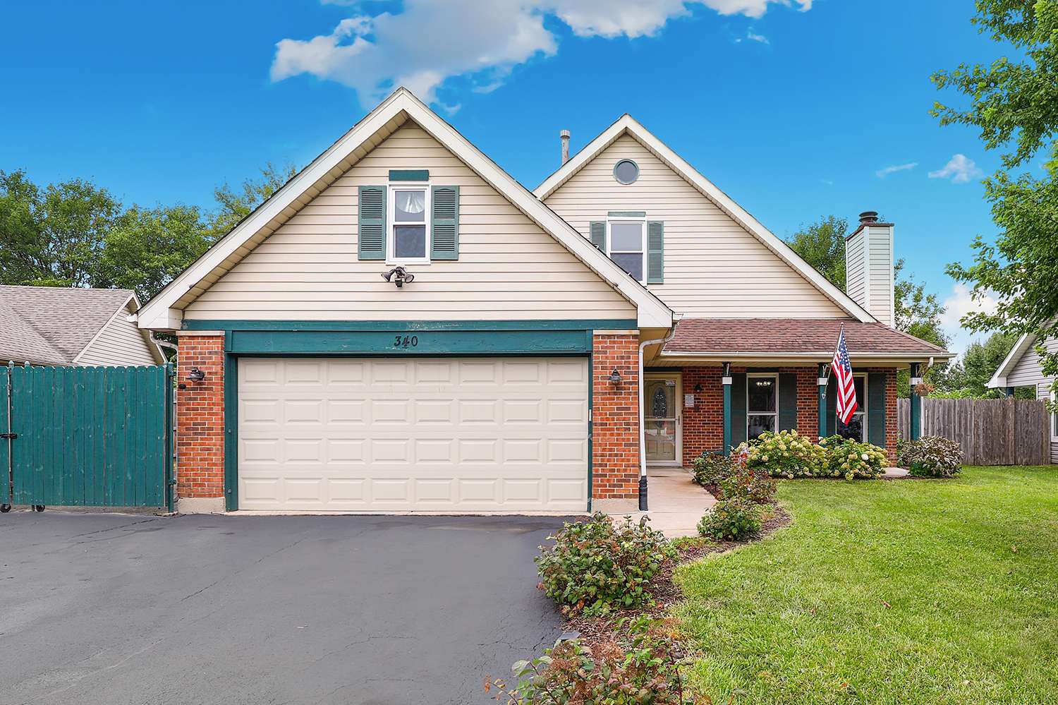 340 Homewood DR, Bolingbrook, IL 60440
