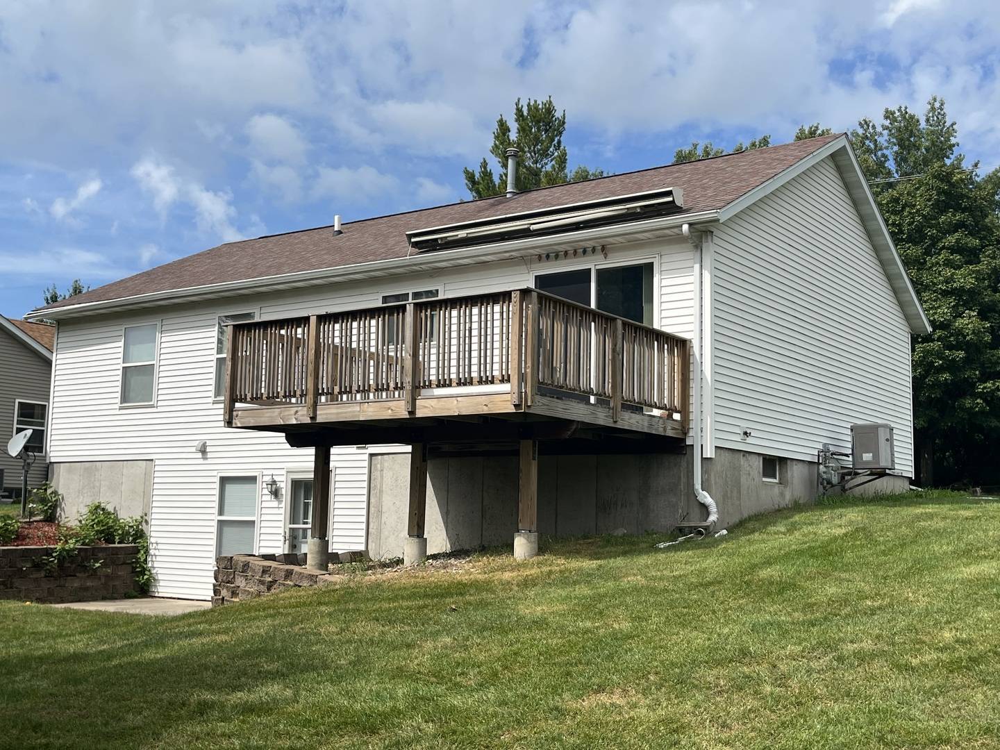 517 E Division ST, Kewanee, IL 61443