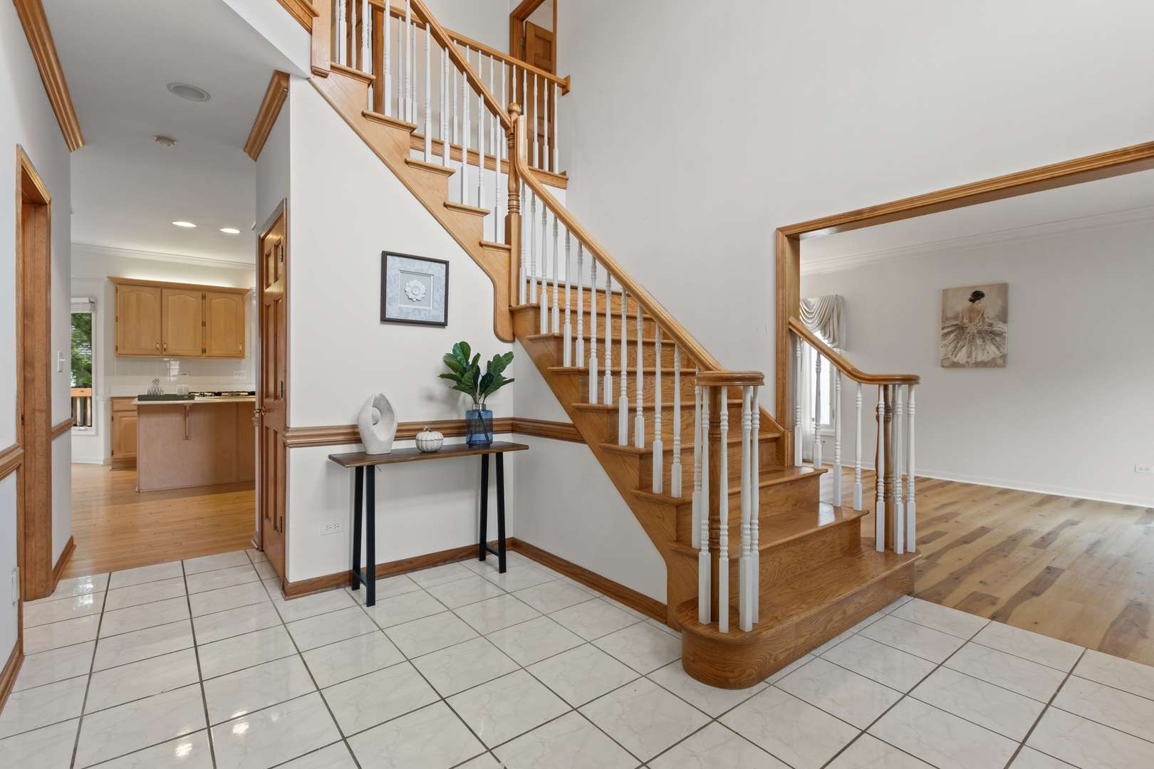 2704 Shellingham DR, Lisle, IL 60532