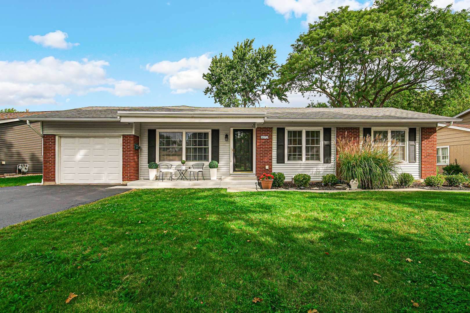 1072 Brantwood AVE, Elk Grove Village, IL 60007