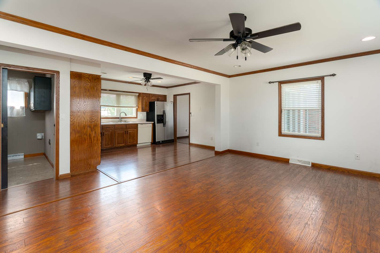 325 Butler RD, Harrisburg, IL 62946