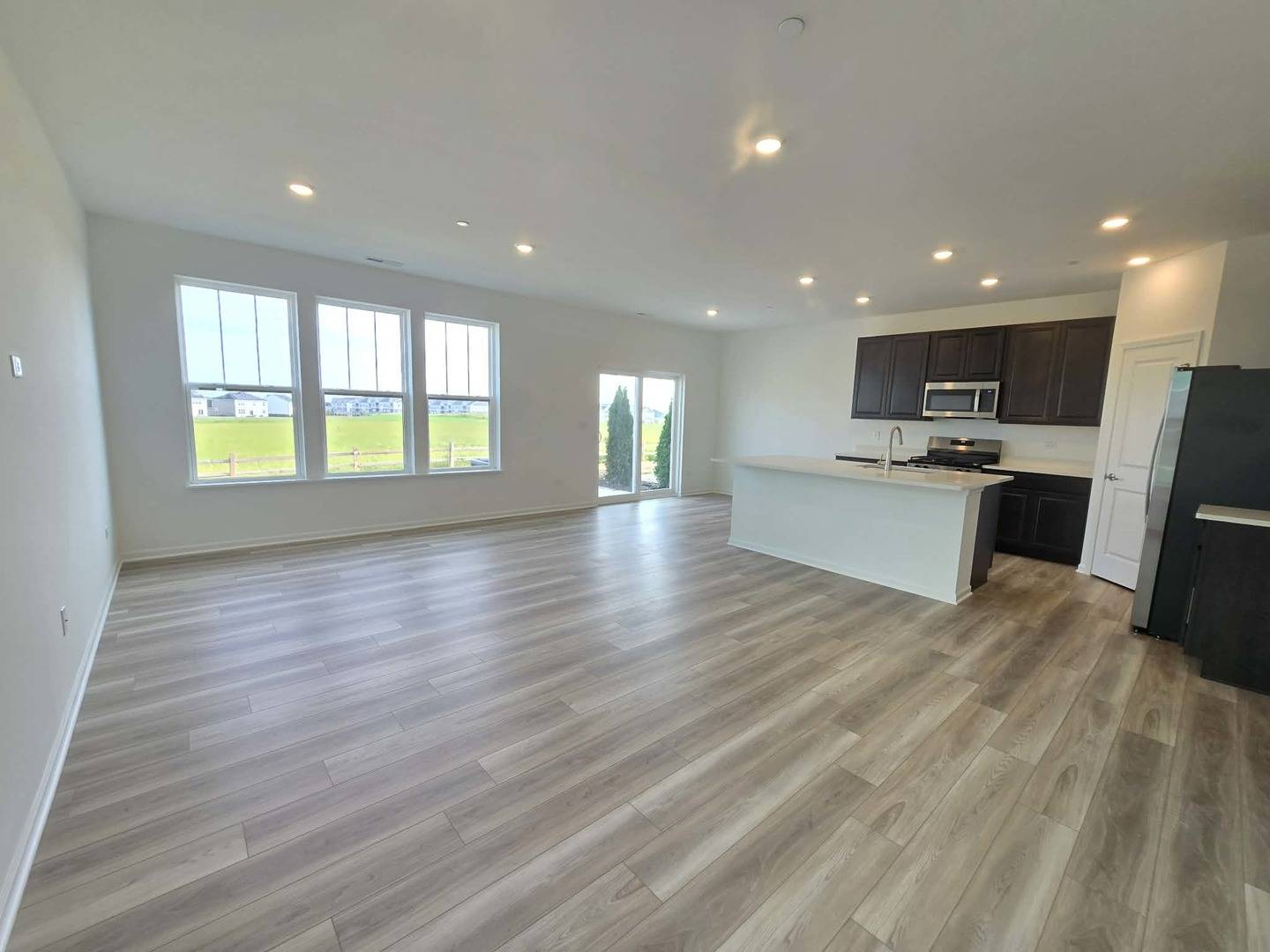217 Cooney WAY #217, Oswego, IL 60543