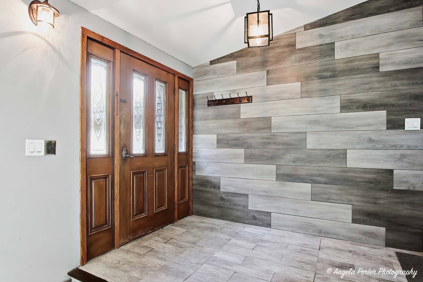 34679 N Hiawatha TRL, Mchenry, IL 60051