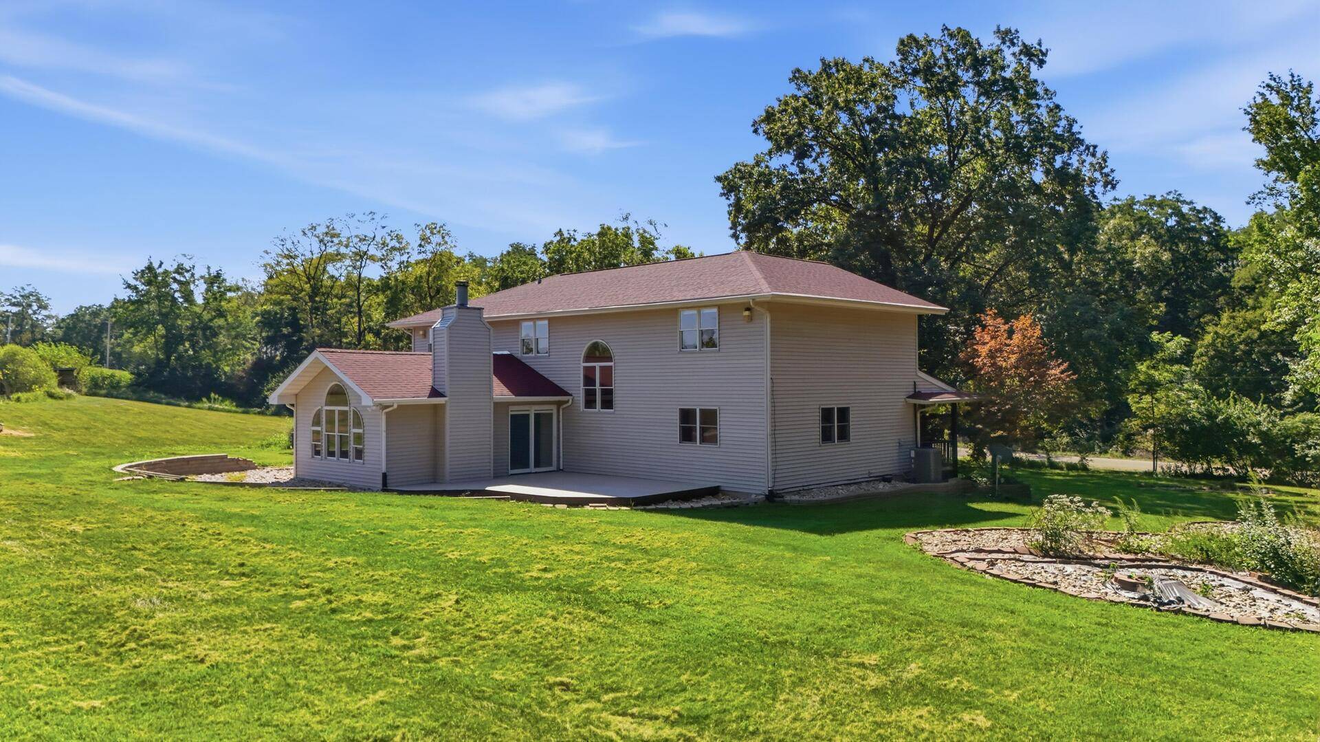 6421 N Legion Hall RD, Dunlap, IL 61525