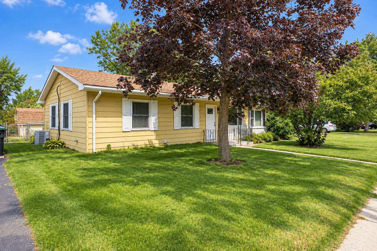 2834 W 38th Avenue, Hobart, IN 46342
