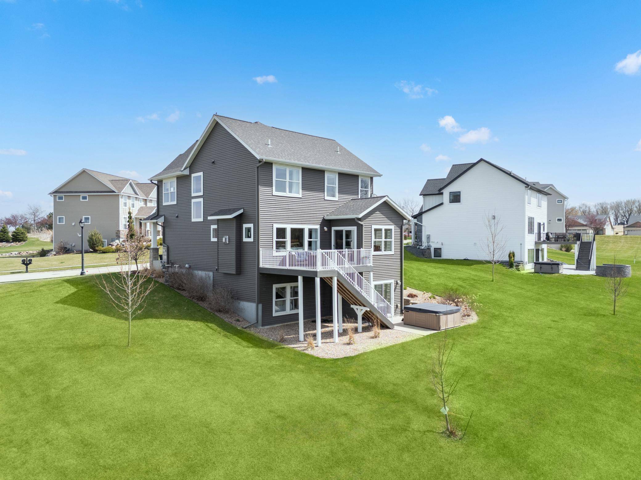 927 Southwell Enclave NE, Byron, MN 55920