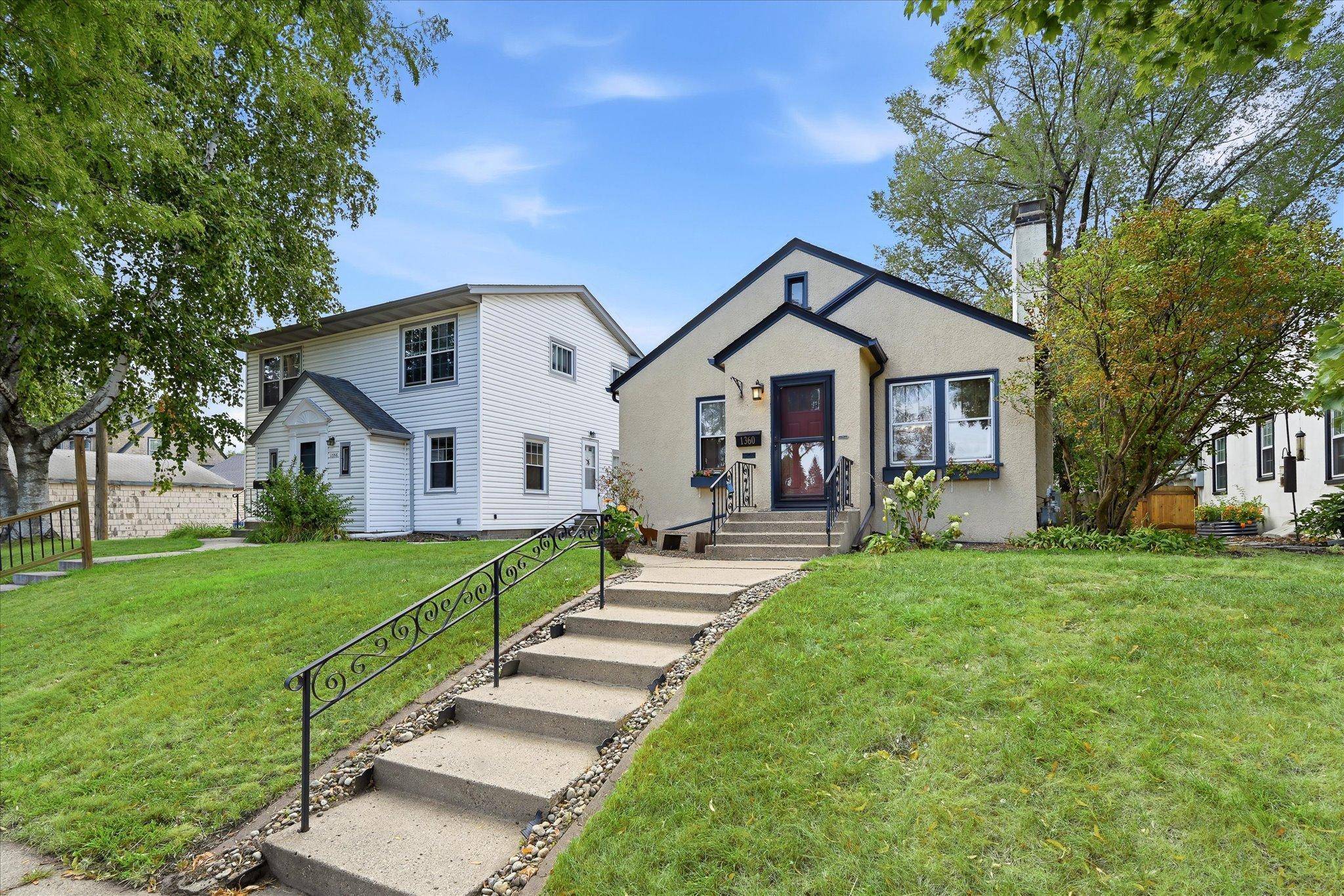 1360 Hartford AVE, Saint Paul, MN 55116