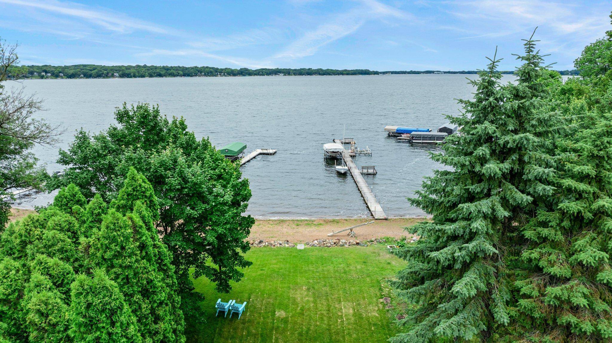 1161 Park AVE, Mahtomedi, MN 55115