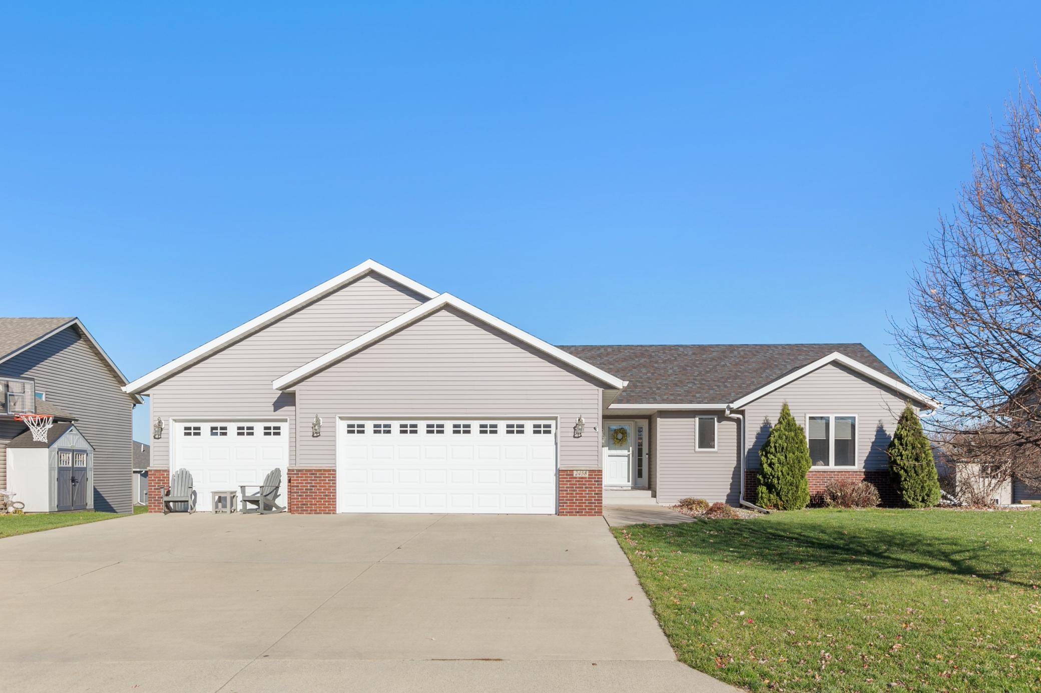 2458 Timberwood LN NE, Owatonna, MN 55060