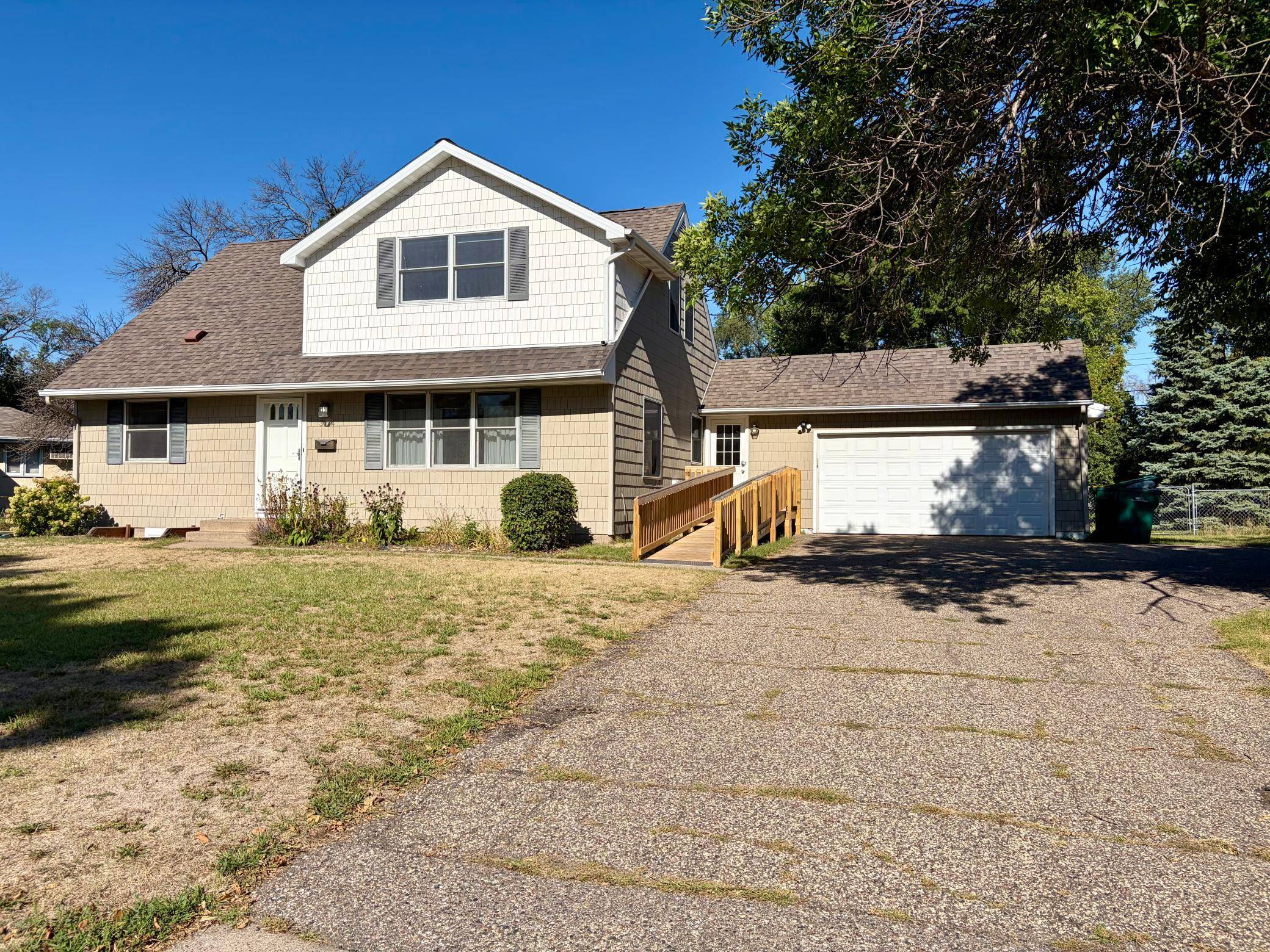 3024 Nash RD, Brooklyn Center, MN 55429