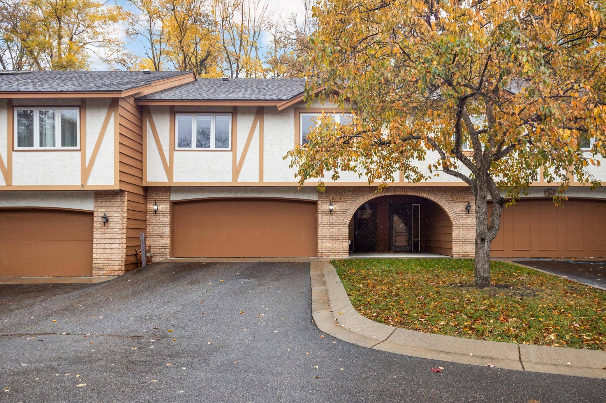 6913 Edenvale BLVD, Eden Prairie, MN 55346