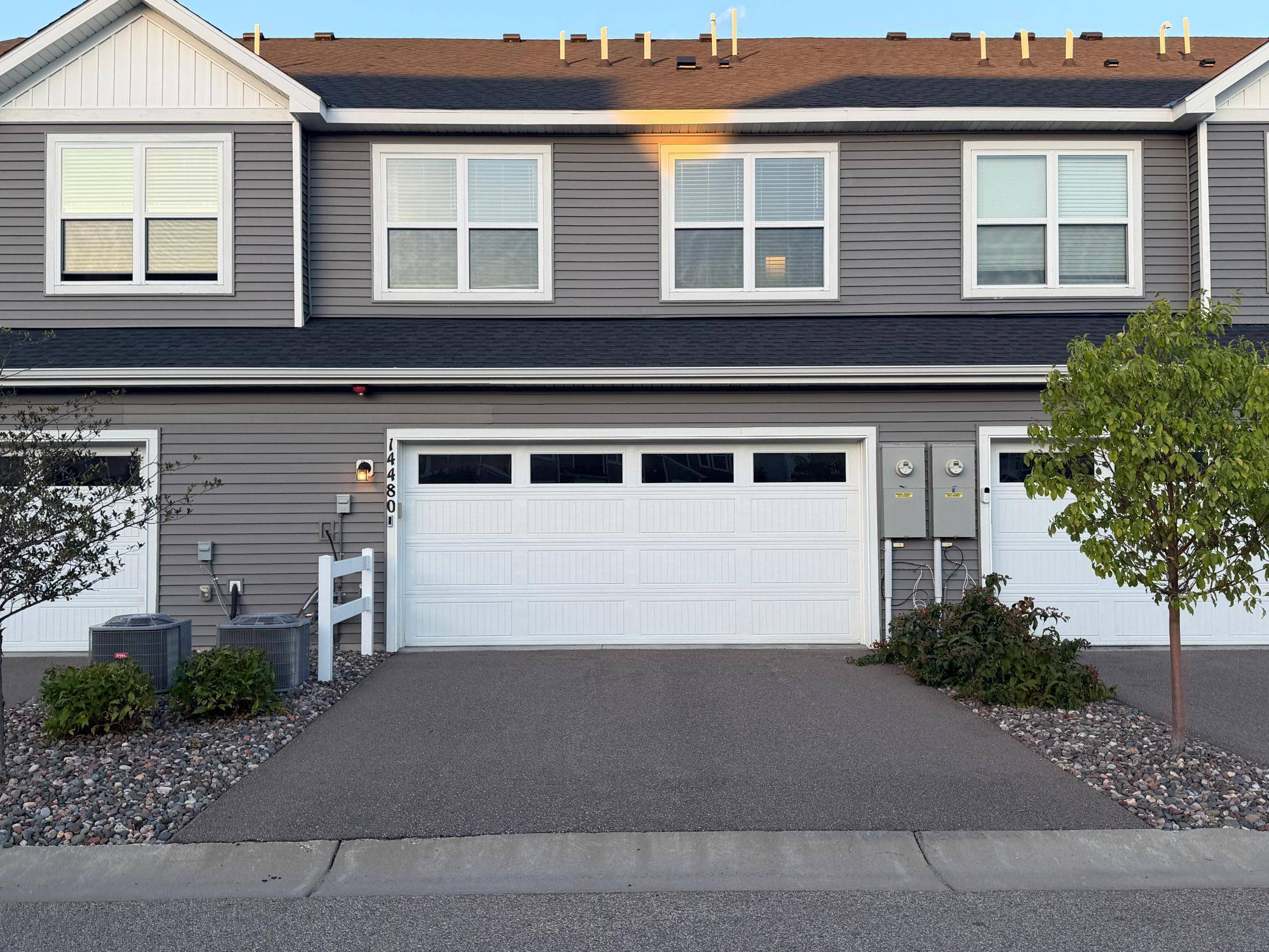 14480 Twin Lakes CIR, Burnsville, MN 55306