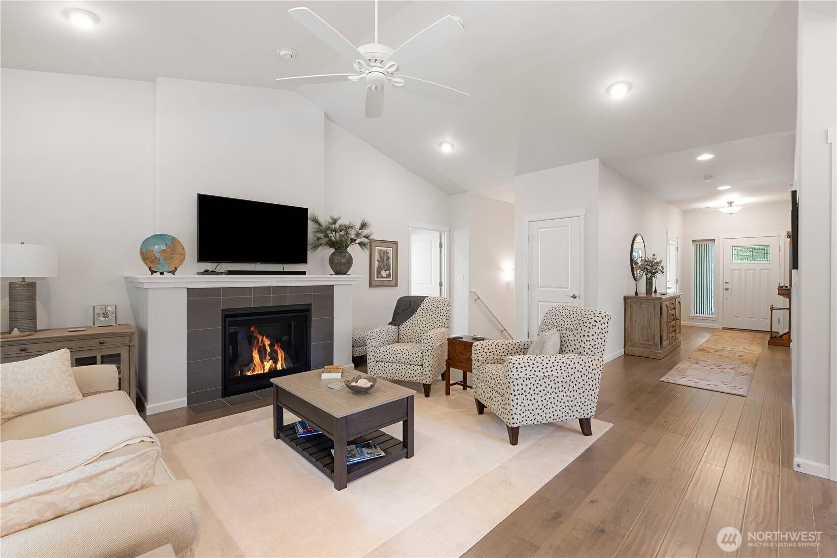 350 Lupine CT, Mount Vernon, WA 98273
