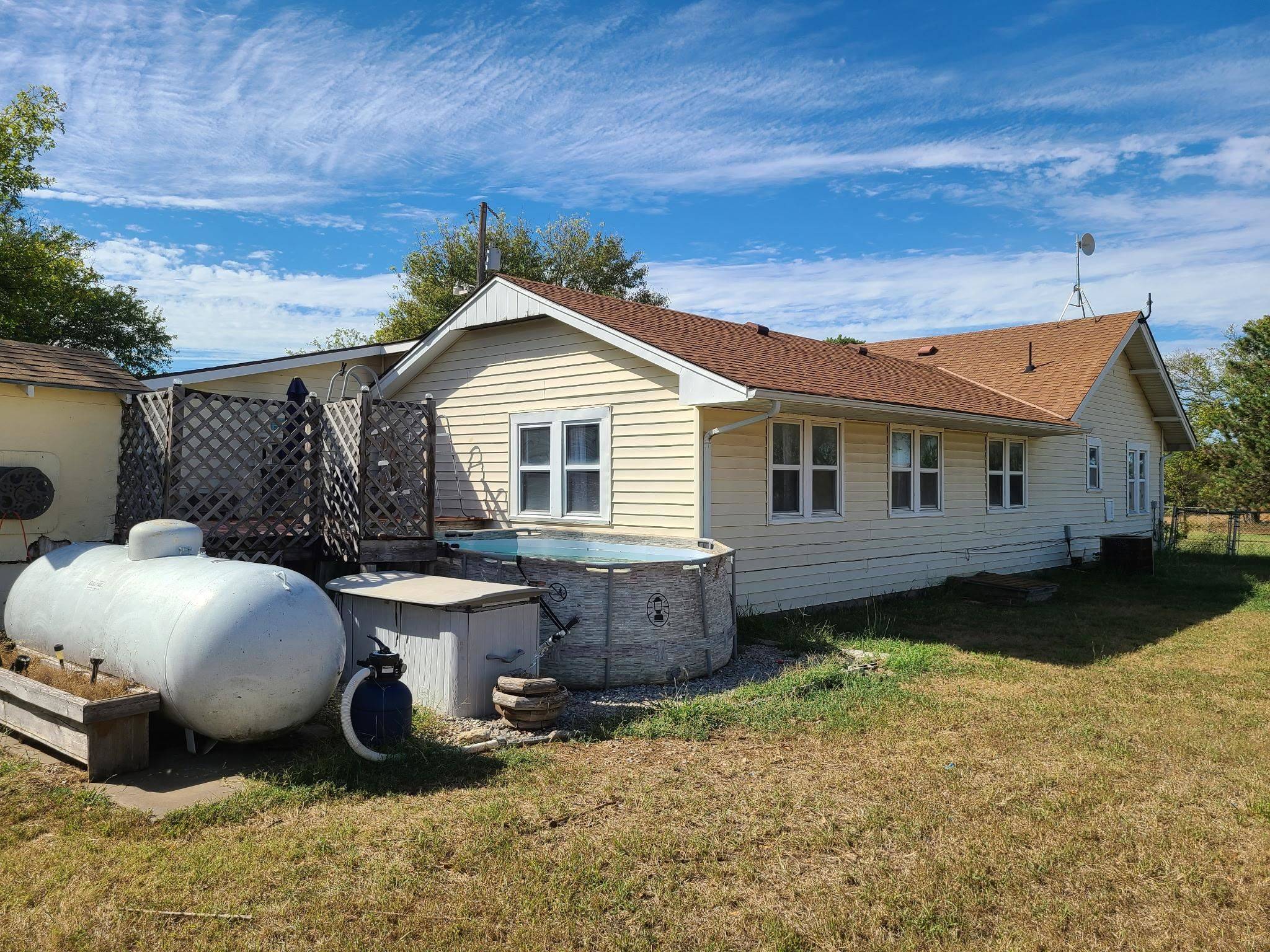 11058 161st, Burden, KS 67019