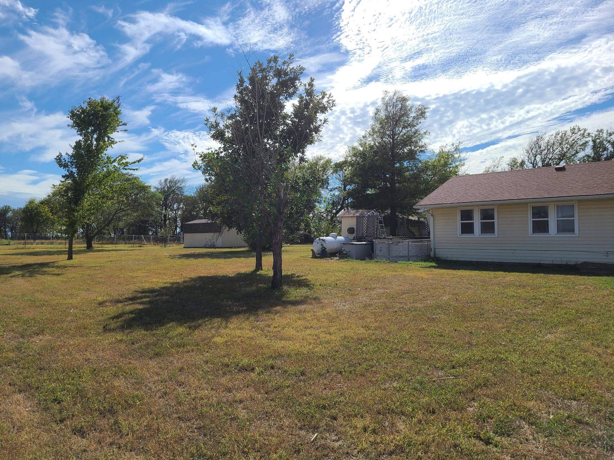 11058 161st, Burden, KS 67019
