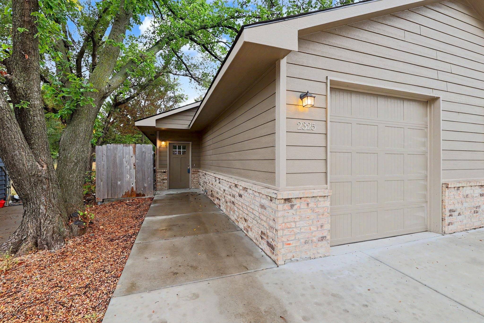 2325 N Burns, Wichita, KS 67204