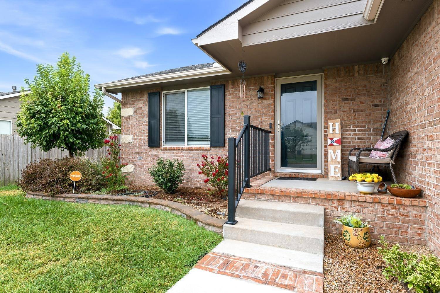 1543 N Aksarben St, Wichita, KS 67235-9762