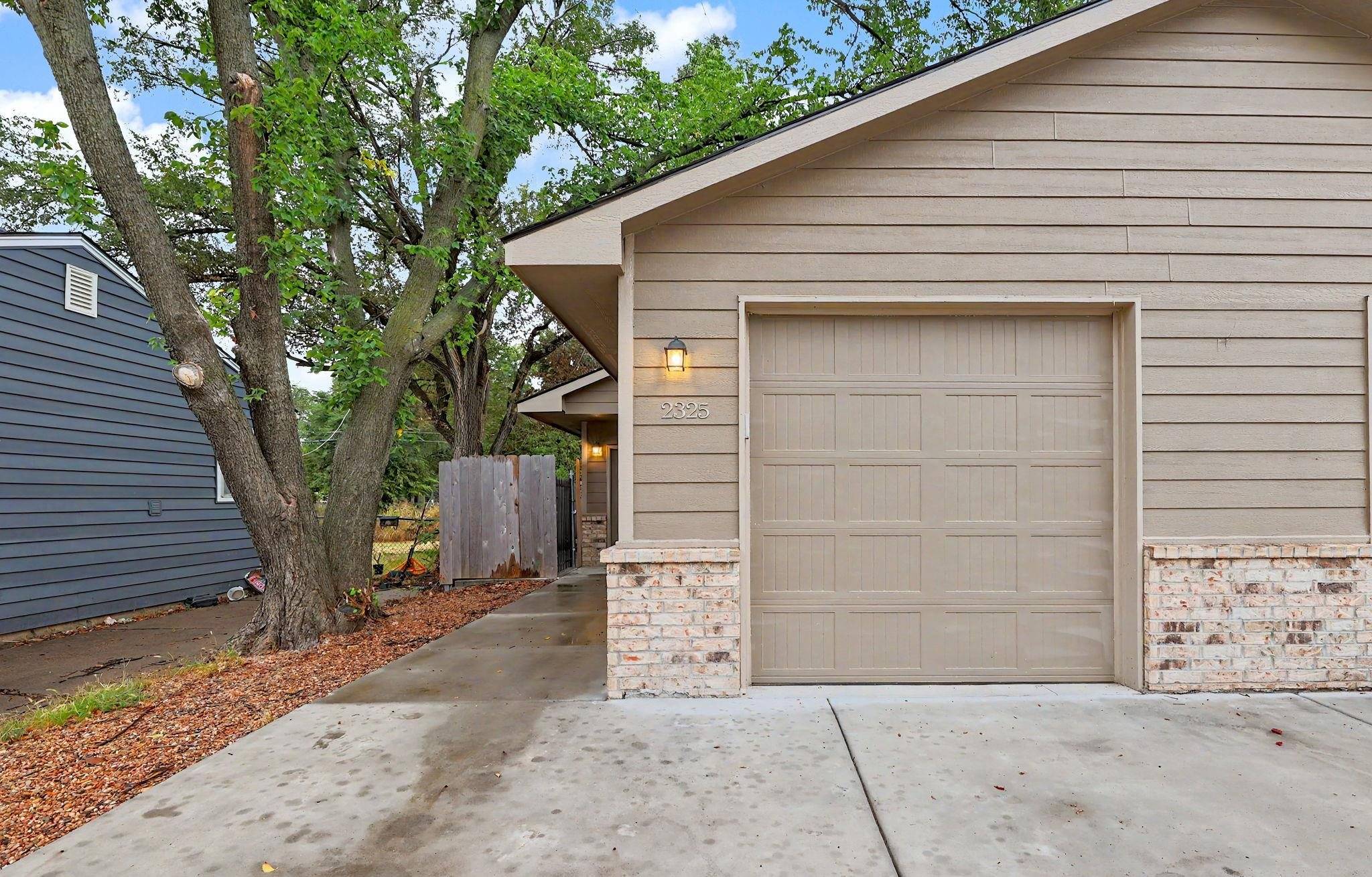 2325 N Burns Ave, Wichita, KS 67204