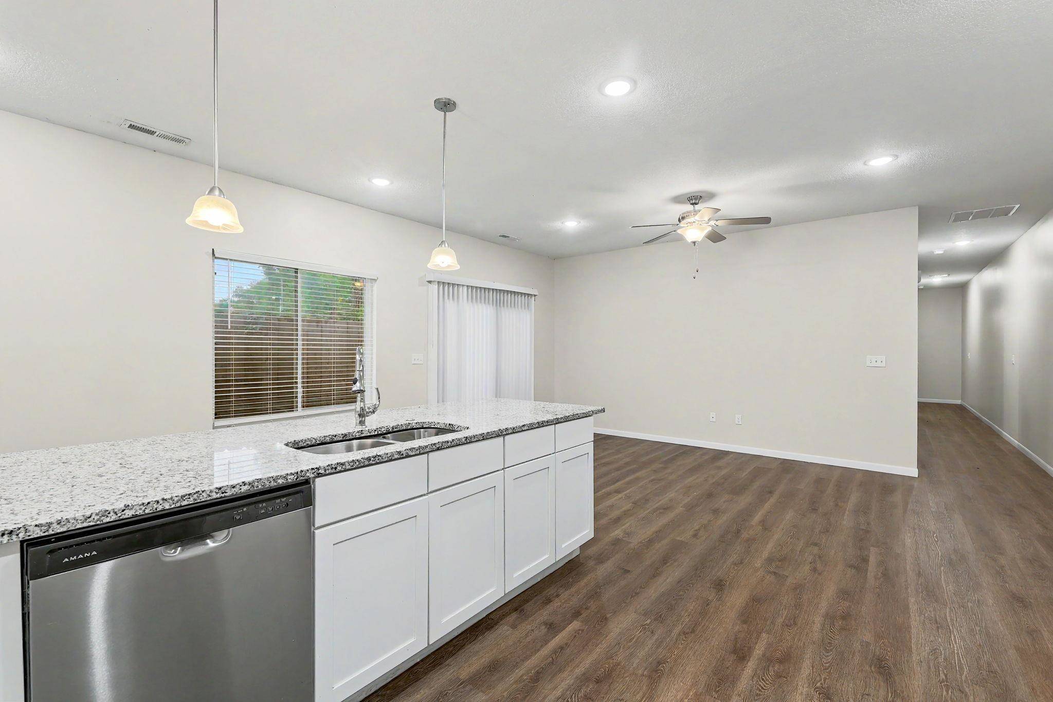 2325 N Burns Ave, Wichita, KS 67204