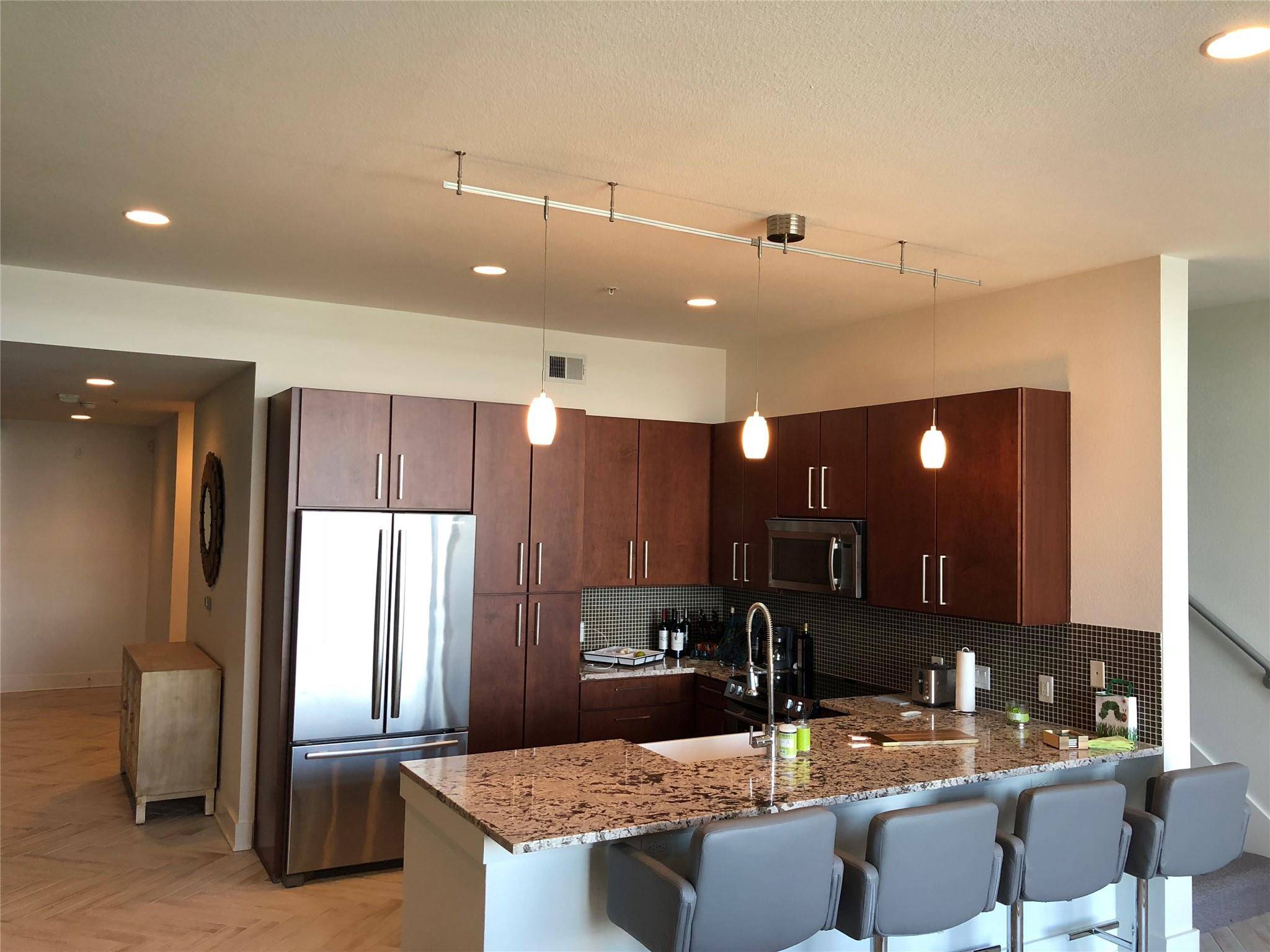 1101 Ivean Pearson RD #D205, Lago Vista, TX 78645