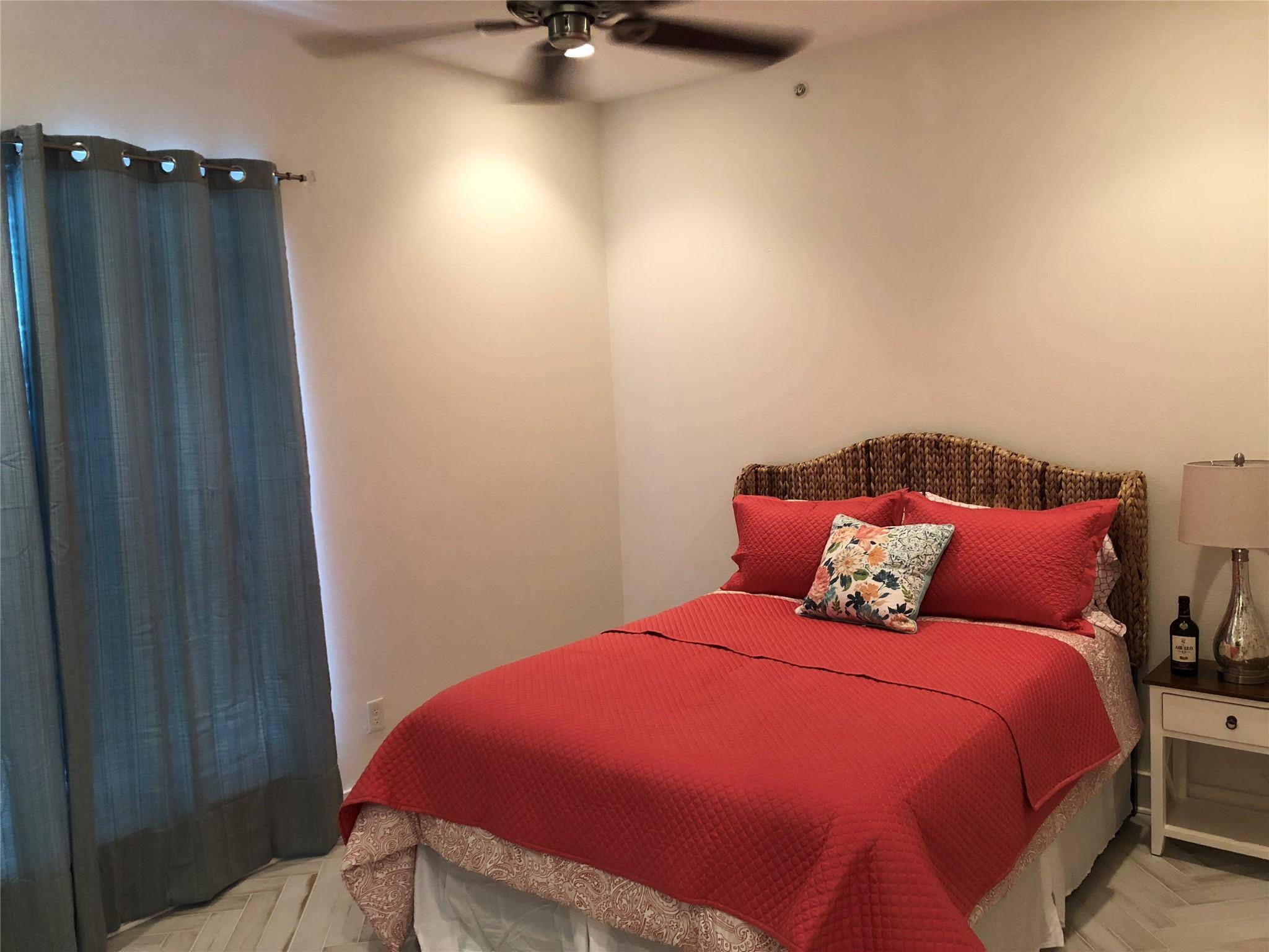 1101 Ivean Pearson RD #D205, Lago Vista, TX 78645