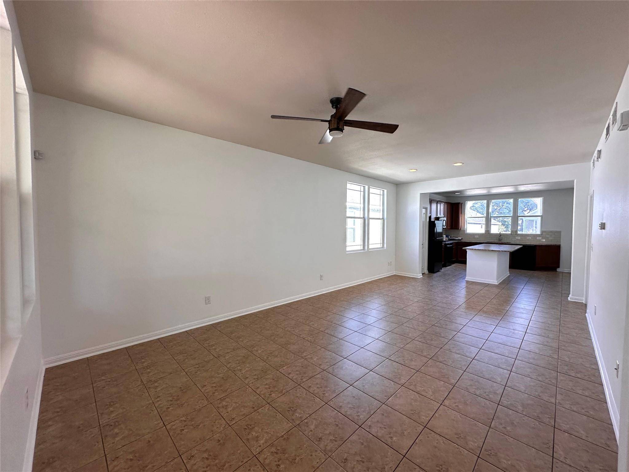 1020 Nevarez, Kyle, TX 78640