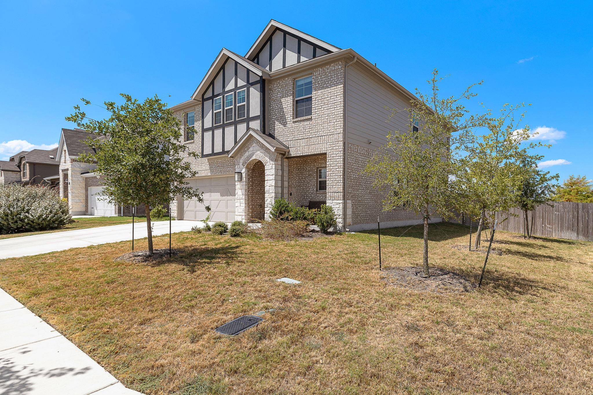 100 Windgate DR, Hutto, TX 78634