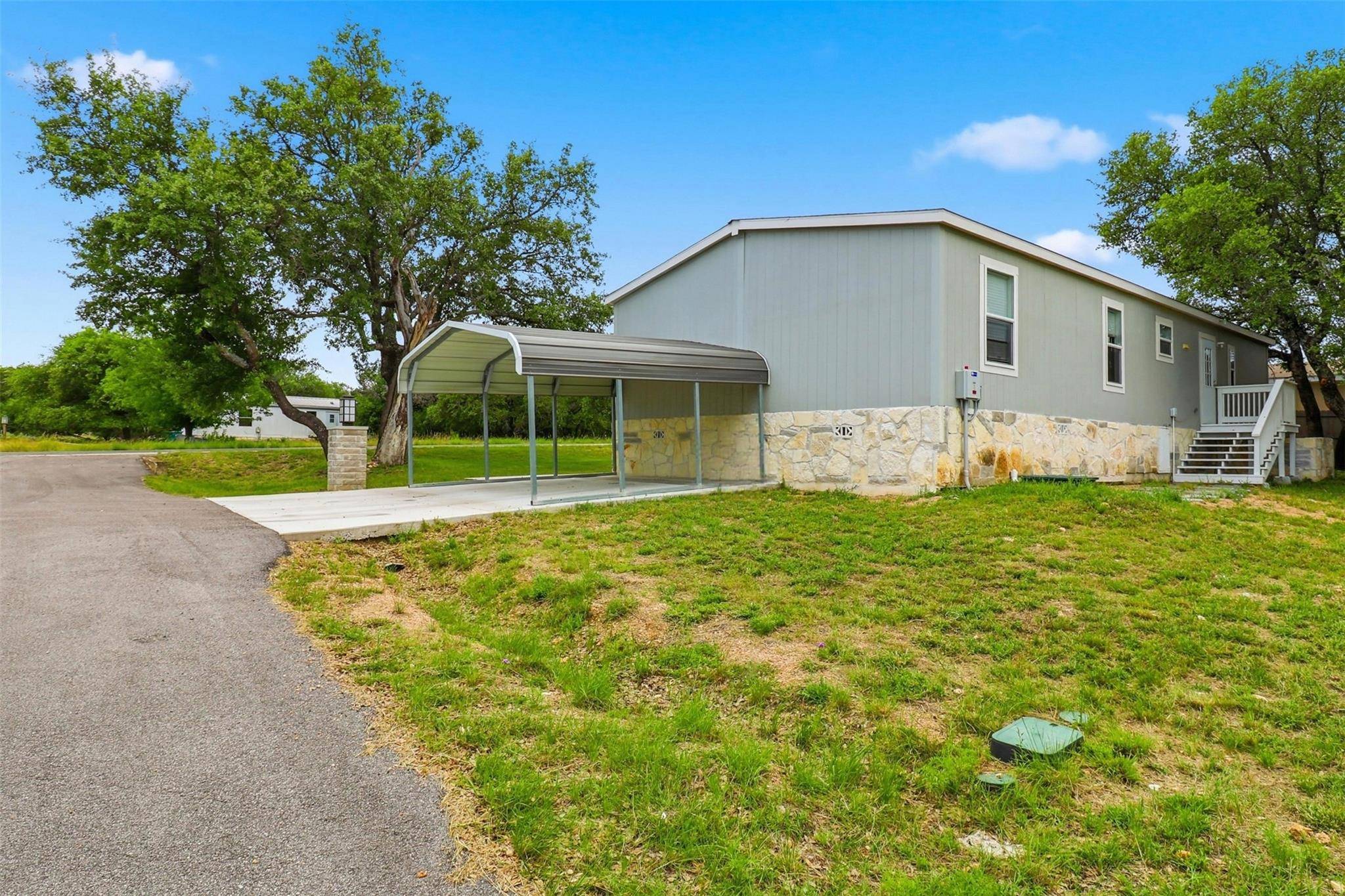 2702 Gazelle, Horseshoe Bay, TX 78657