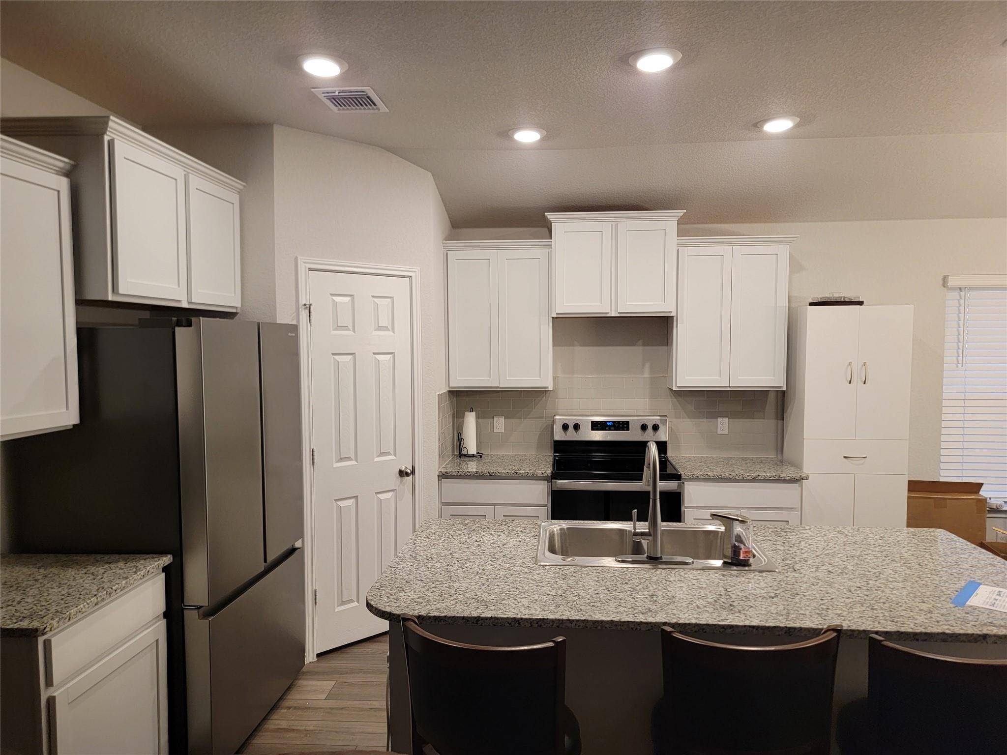 109 Akston CT, Jarrell, TX 76537