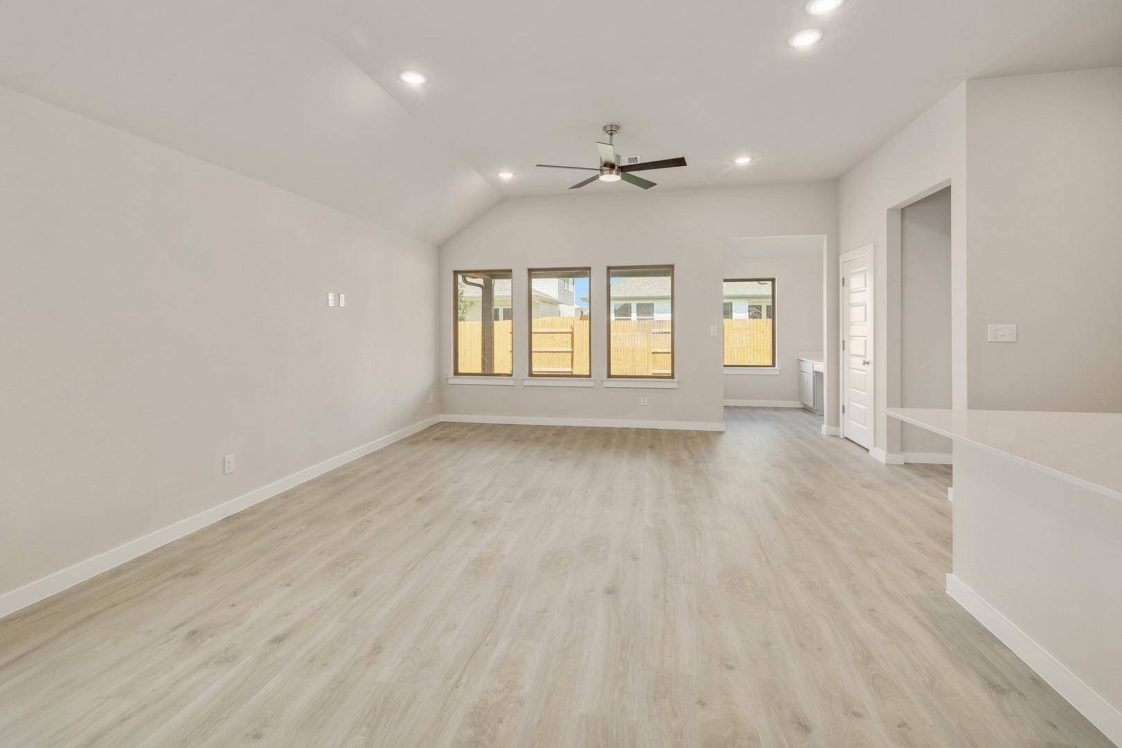 107 Malibu, Hutto, TX 78634