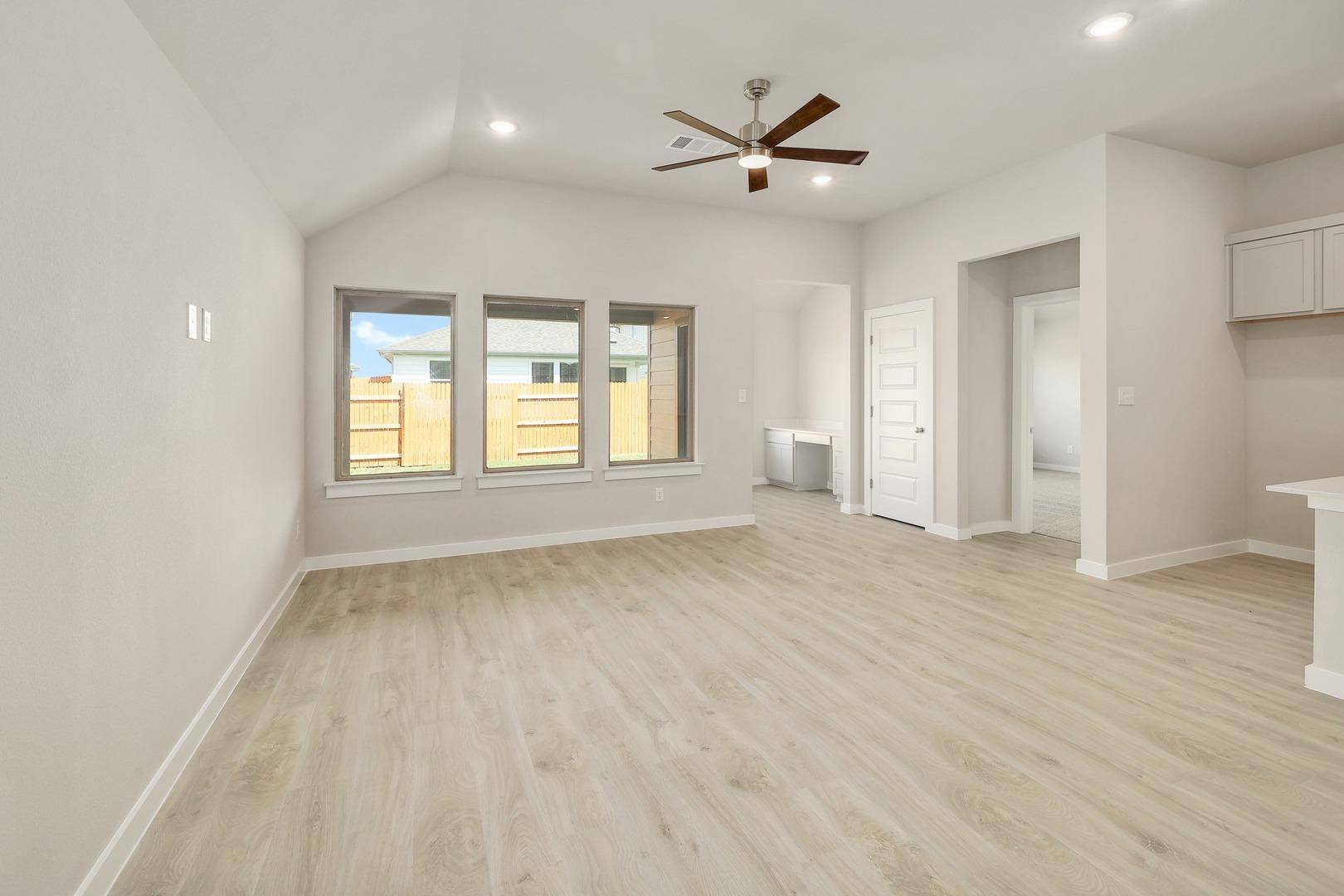 107 Malibu, Hutto, TX 78634