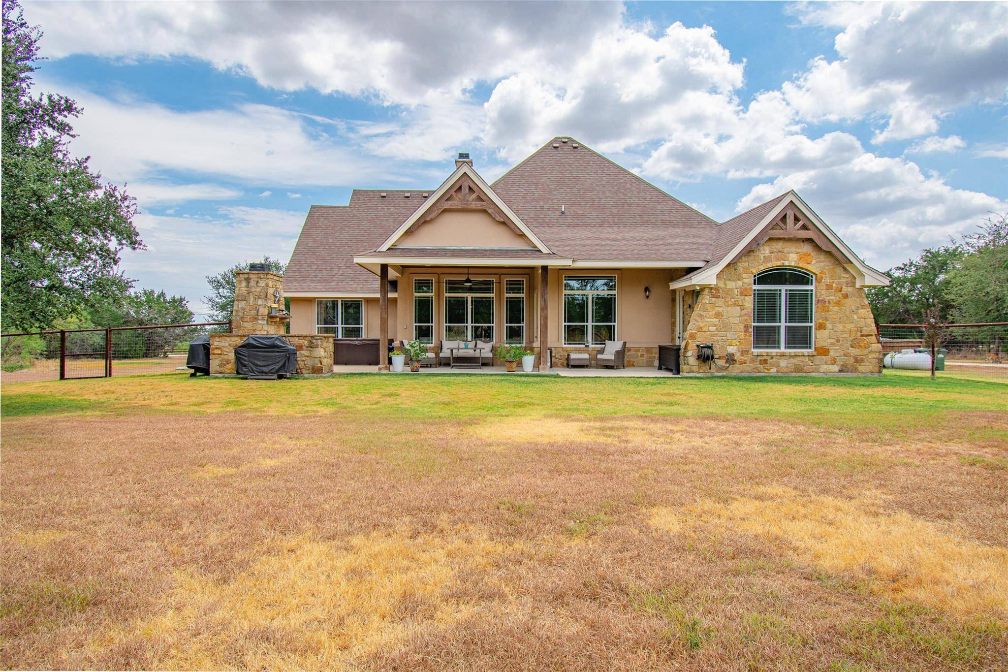 1160 Long MDW, Salado, TX 76571