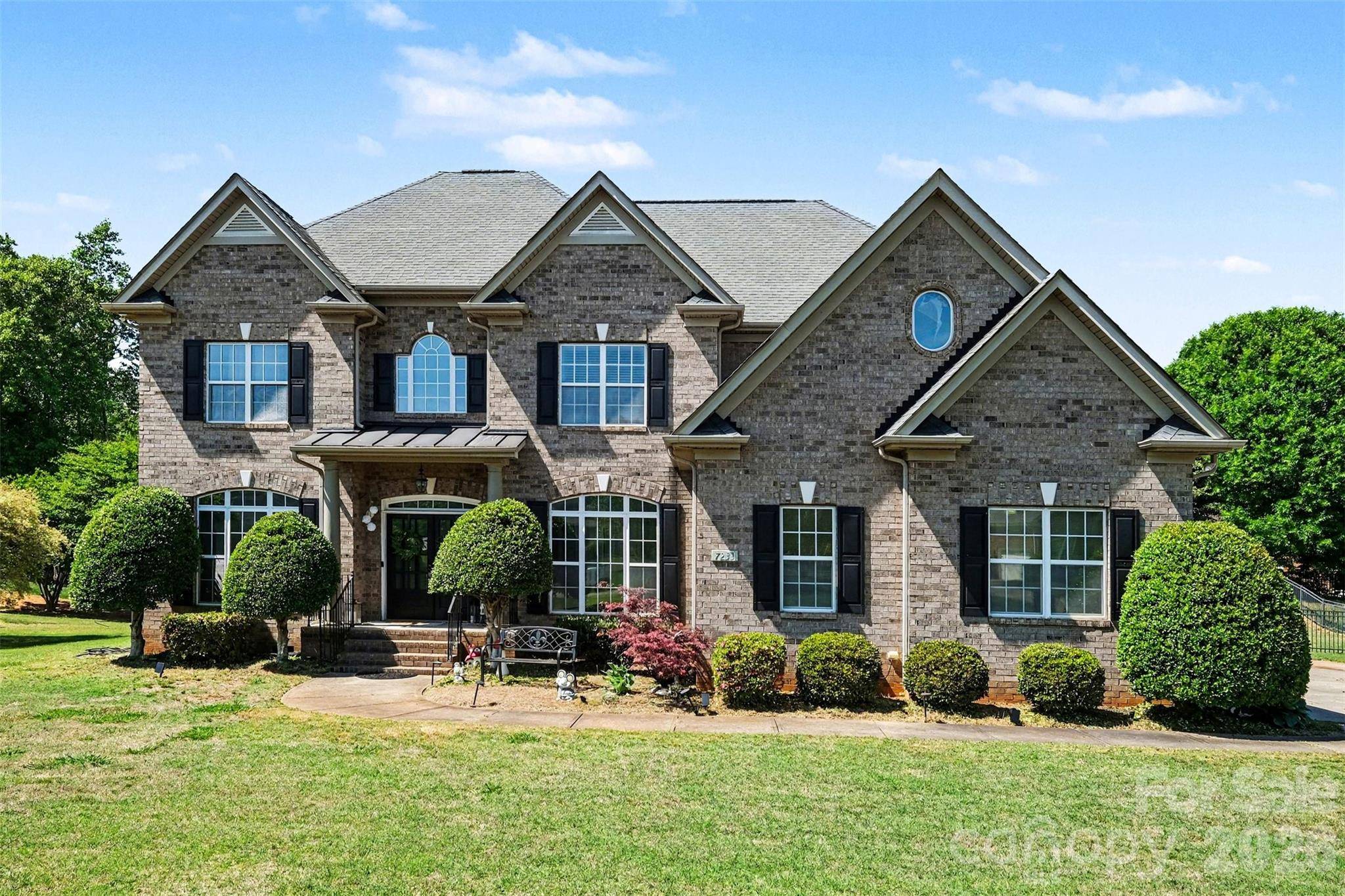 7233 Mcewen PL, Mint Hill, NC 28227