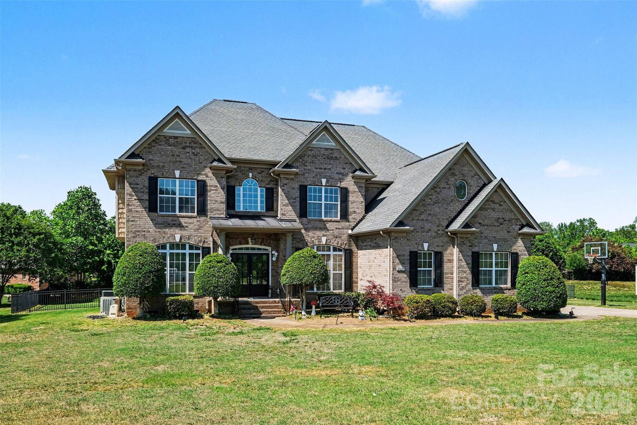 7233 Mcewen PL, Mint Hill, NC 28227