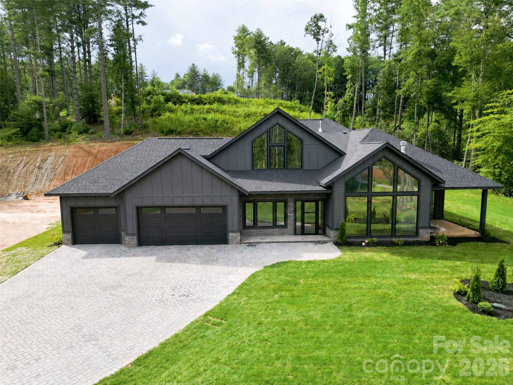 87 Mont Clair TRL #31, Horse Shoe, NC 28742