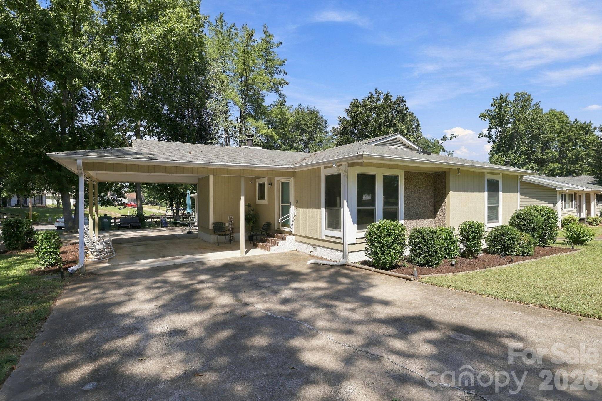 1619 Rhyne Carter RD, Gastonia, NC 28054