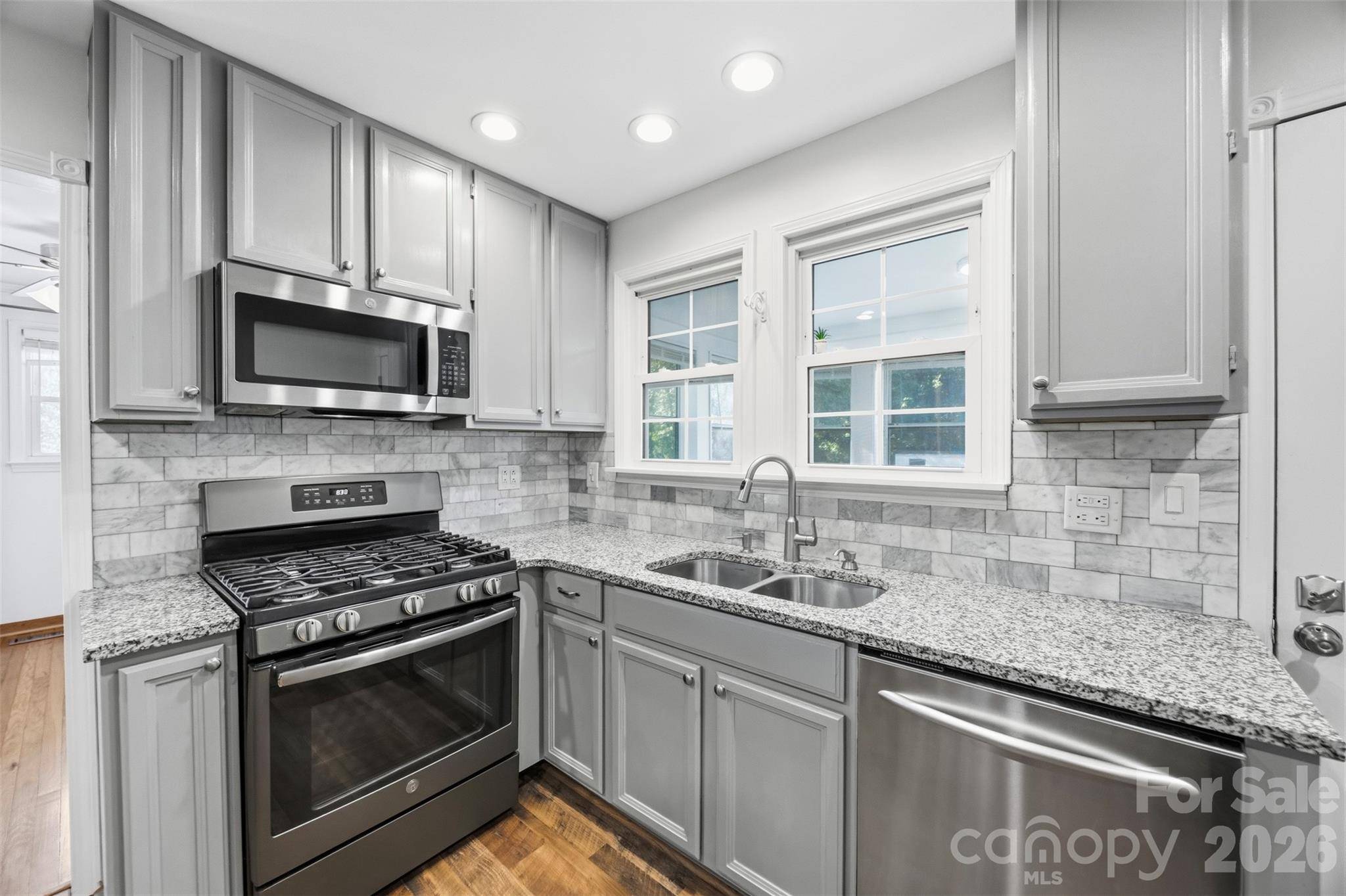 118 Montevista DR, Kings Mountain, NC 28086