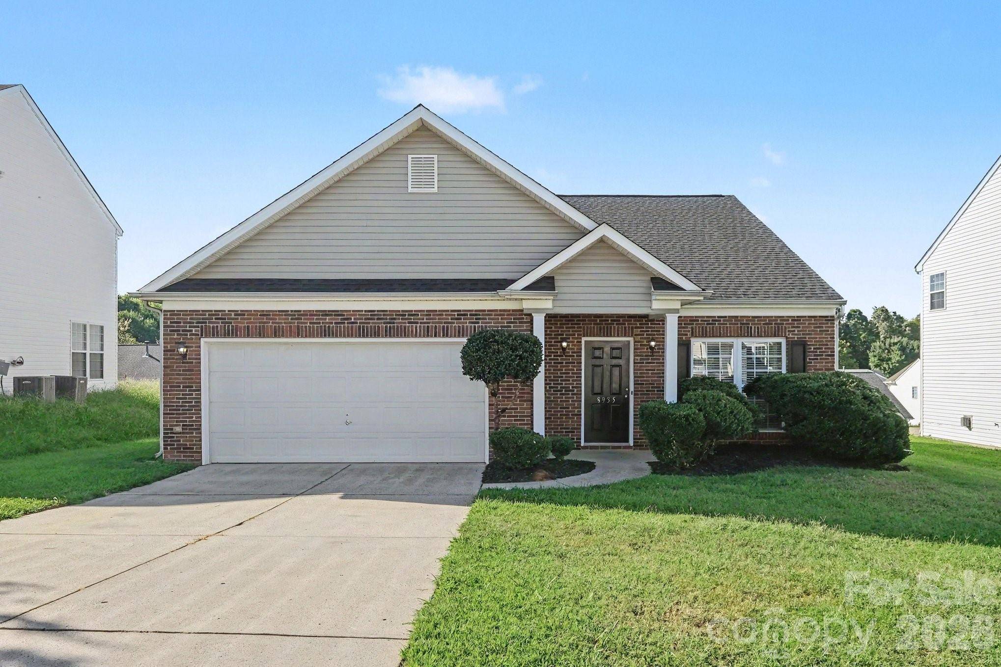 8935 Hedge Maple RD, Charlotte, NC 28269