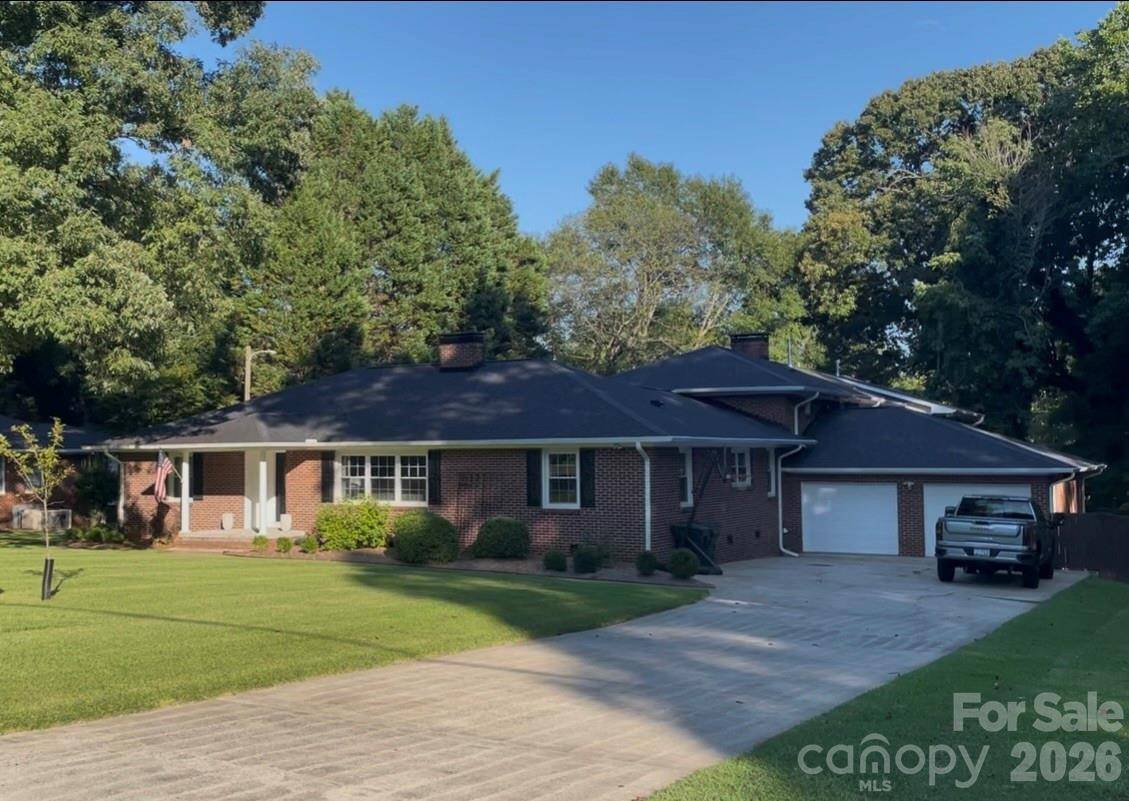 1729 Lumpkin CIR, Rock Hill, SC 29732