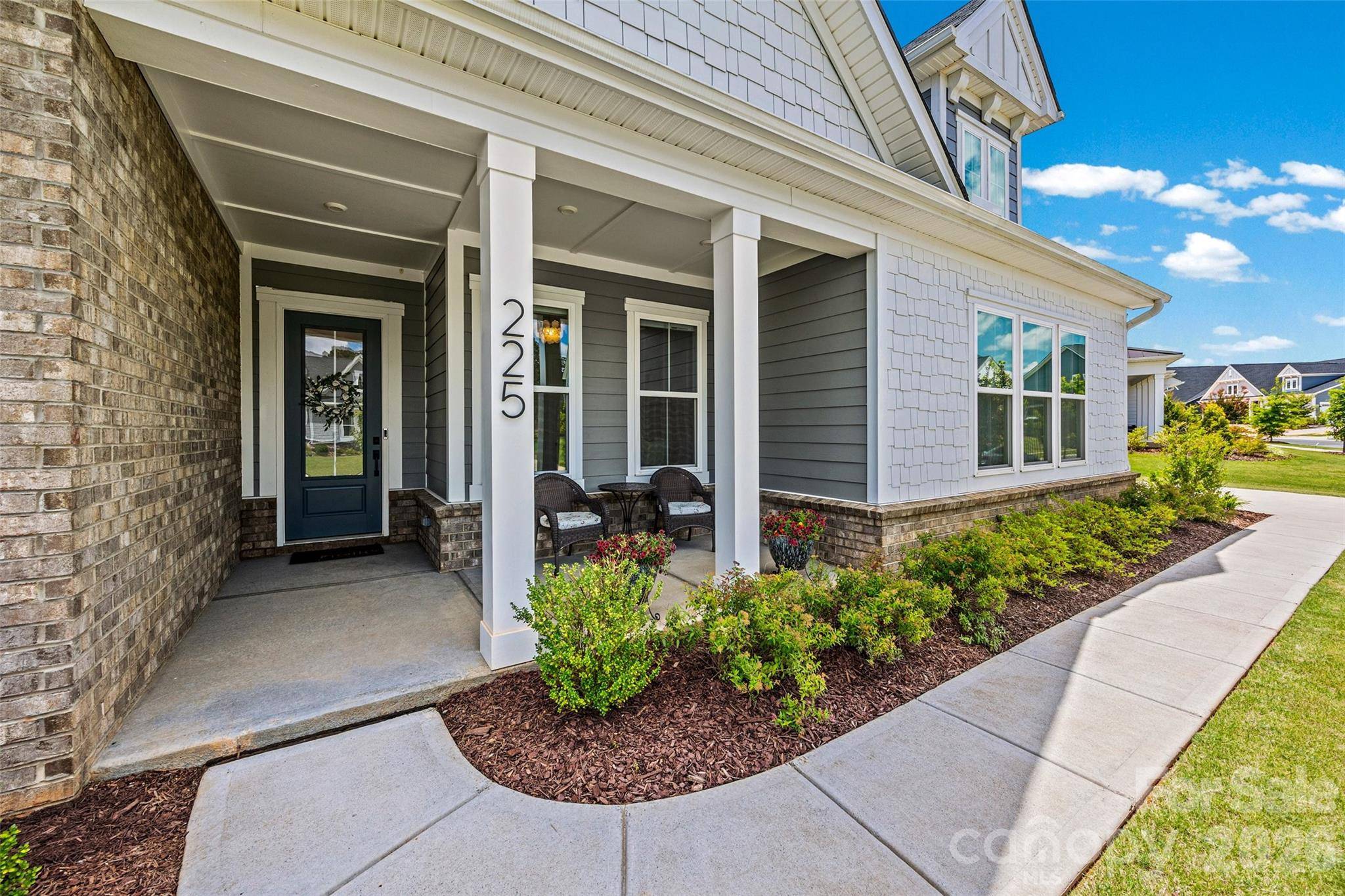 225 Lanyard LN, Belmont, NC 28012