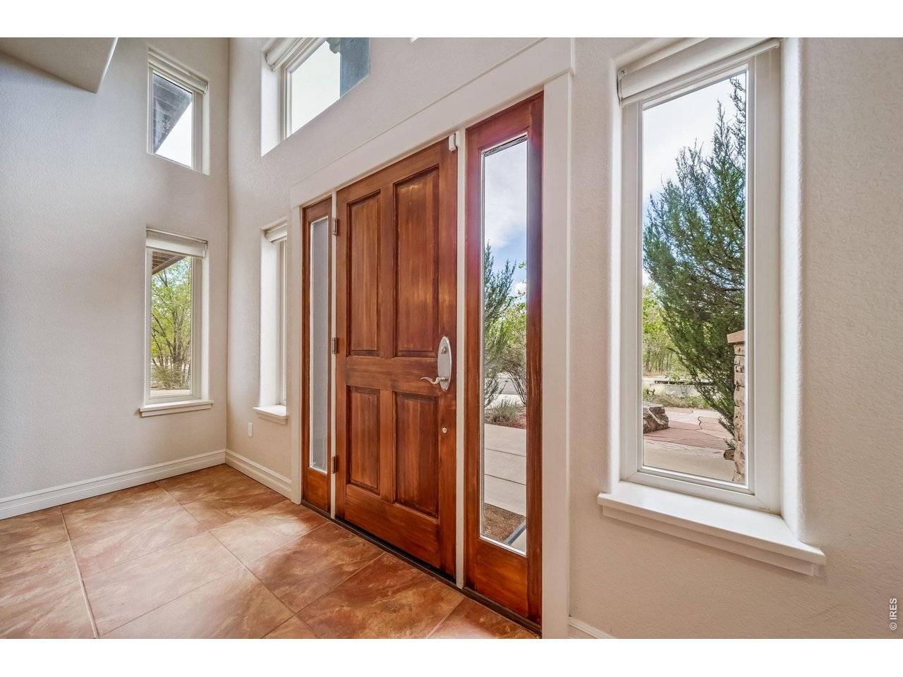 621 1st, Lyons, CO 80540