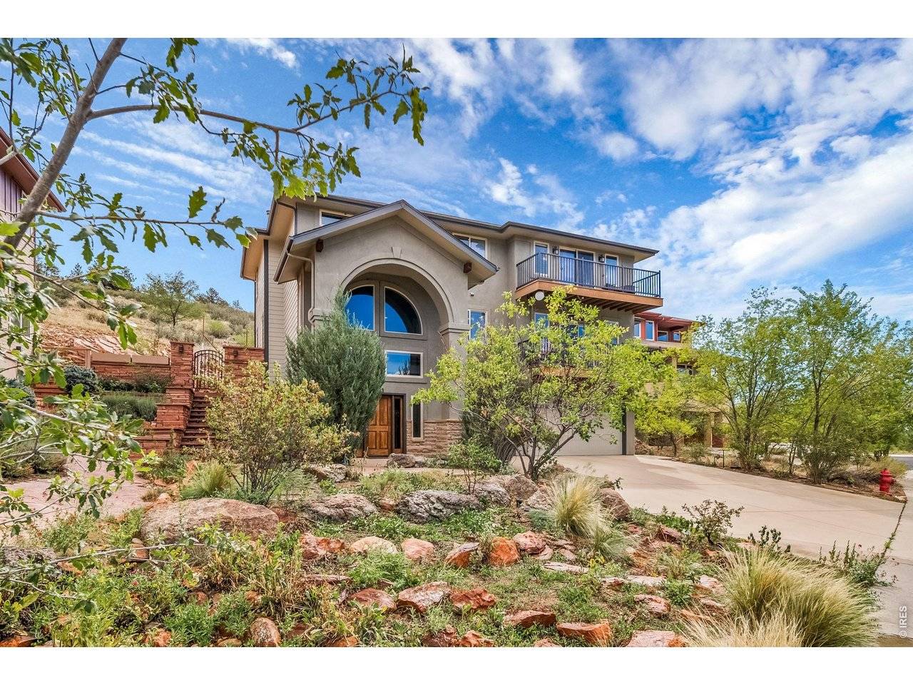 621 1st, Lyons, CO 80540