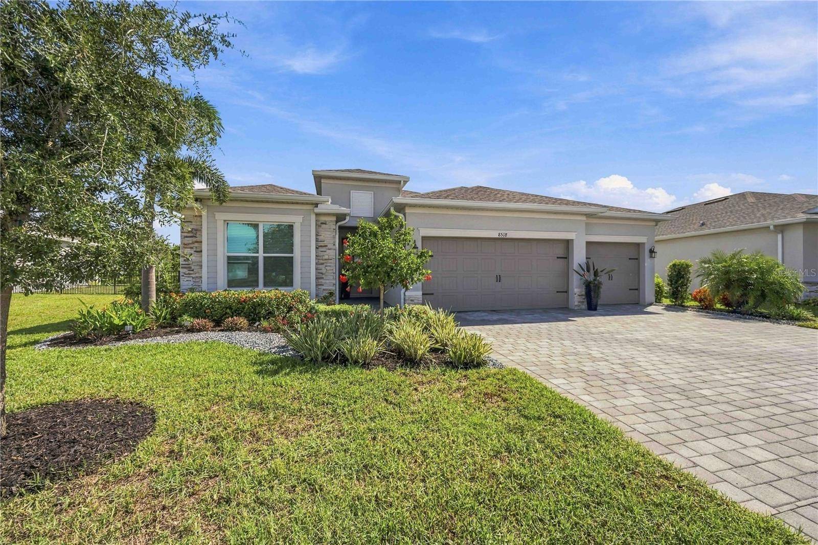 8518 SAINT KITTS CIR, Englewood, FL 34224