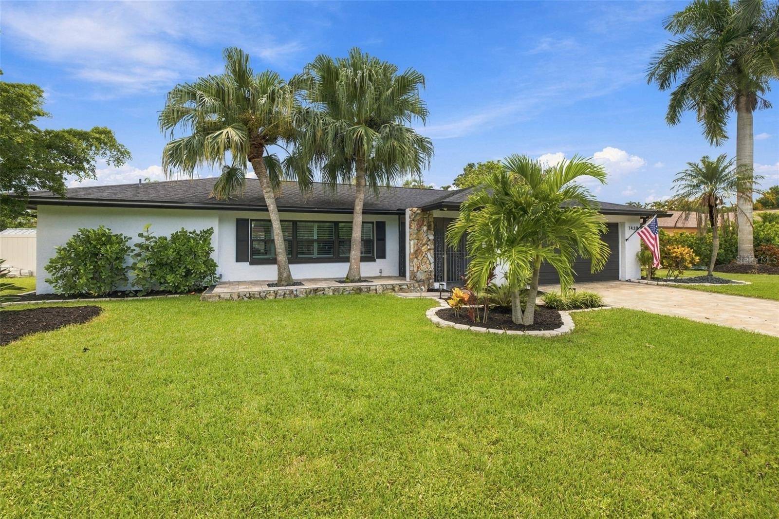 1438 CLARET CT, Fort Myers, FL 33919