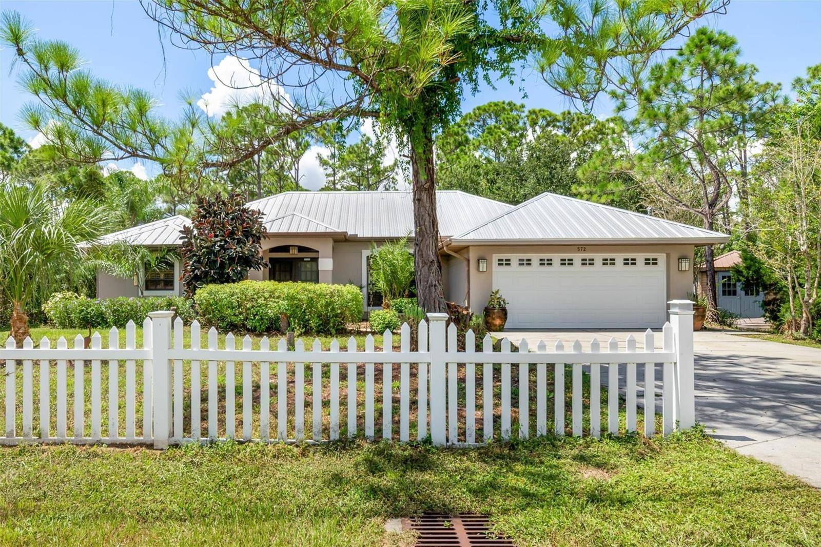 572 TOLEDO RD, North Port, FL 34287