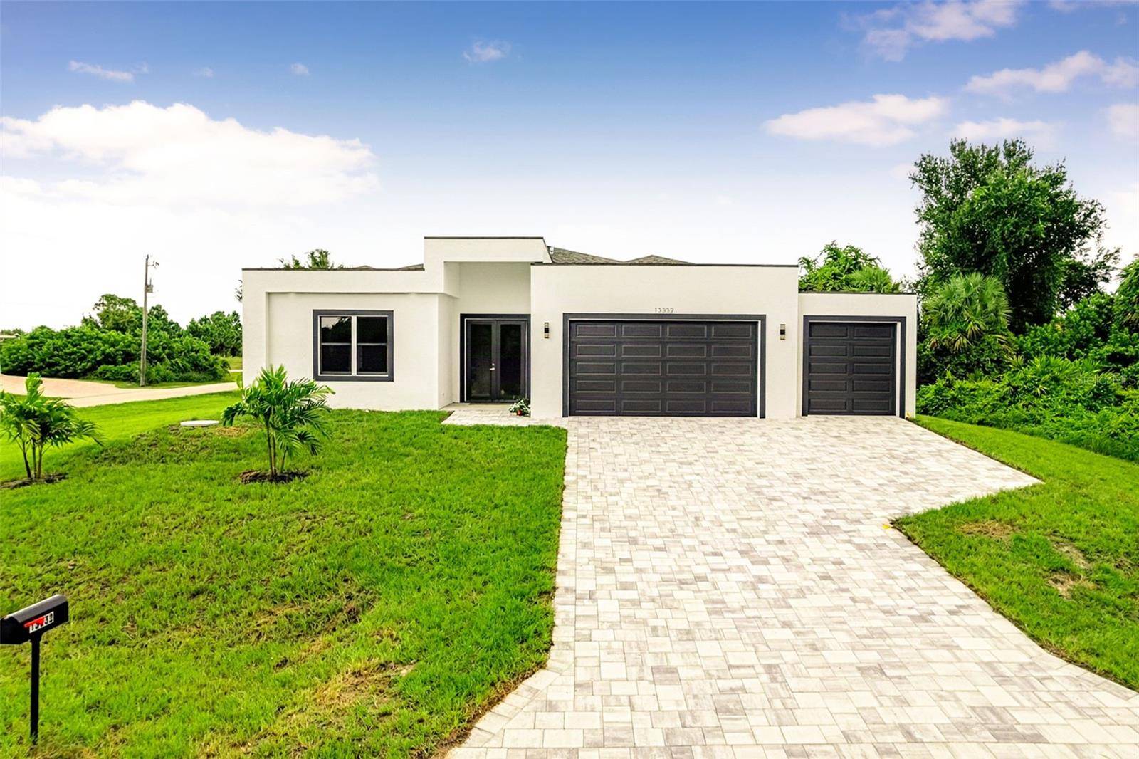 13332 BOABADILLA LN, Port Charlotte, FL 33981