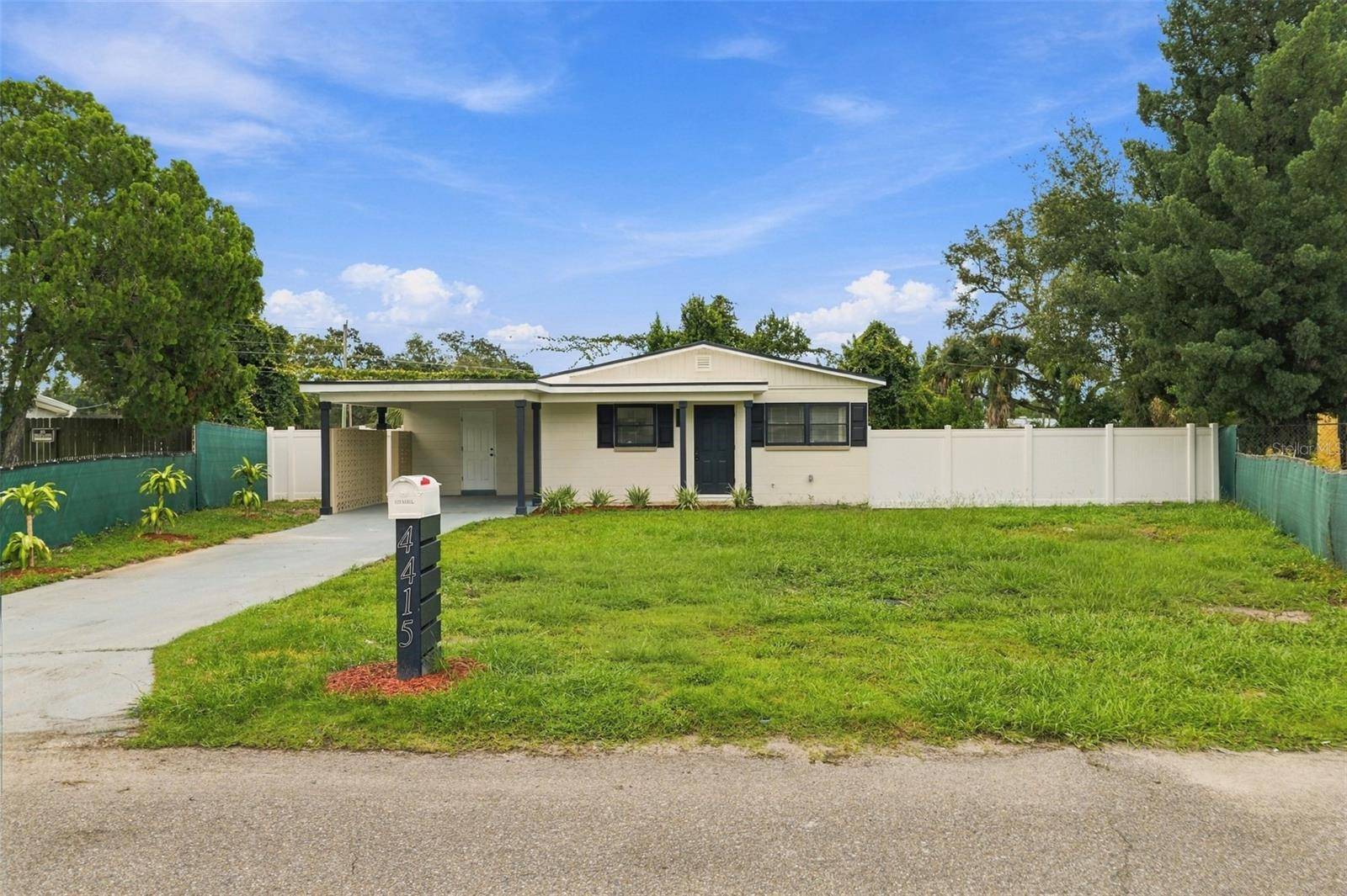 4415 BOOKER T DR, Tampa, FL 33610