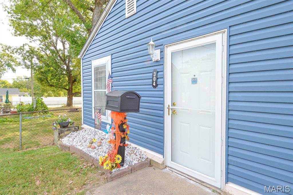 304 W Pitman ST, O'fallon, MO 63366