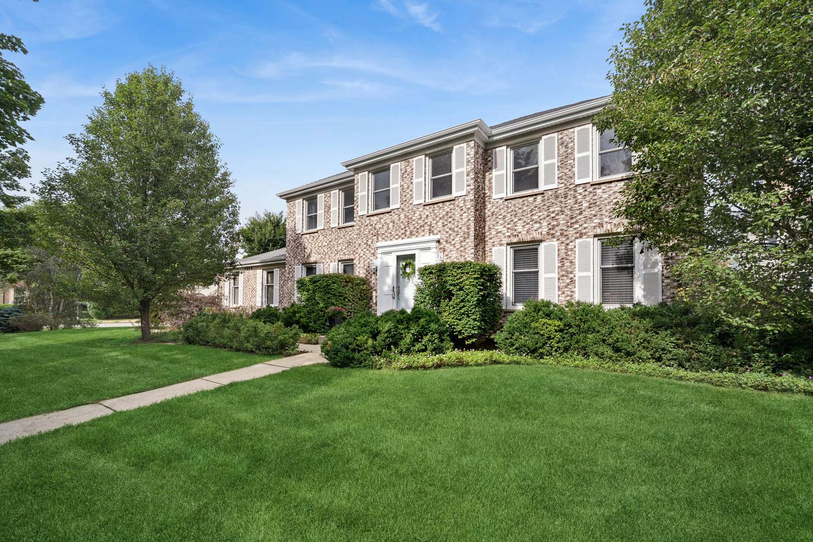 4008 N Walnut AVE, Arlington Heights, IL 60004
